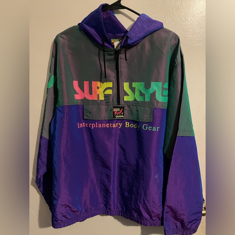 SurfStyle vintage windbreaker